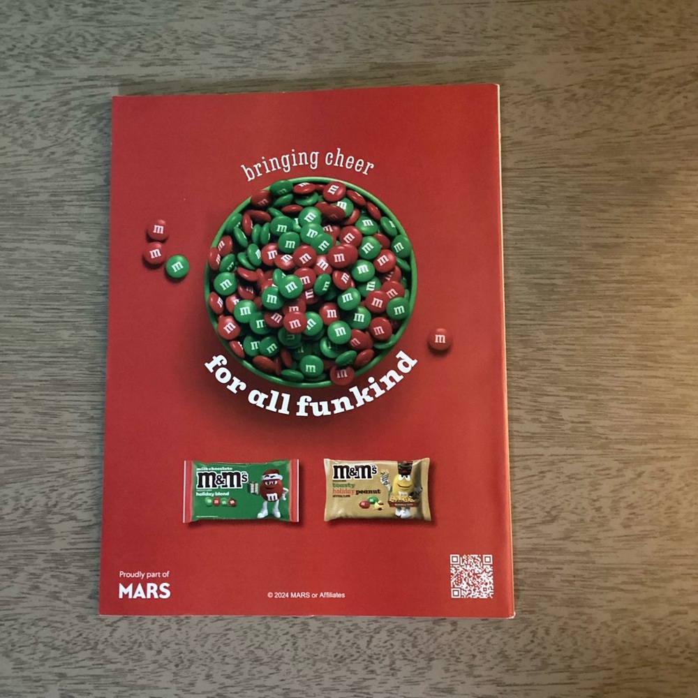 Southern Living Magazine December 2024 Issue - Picture 4 of 5